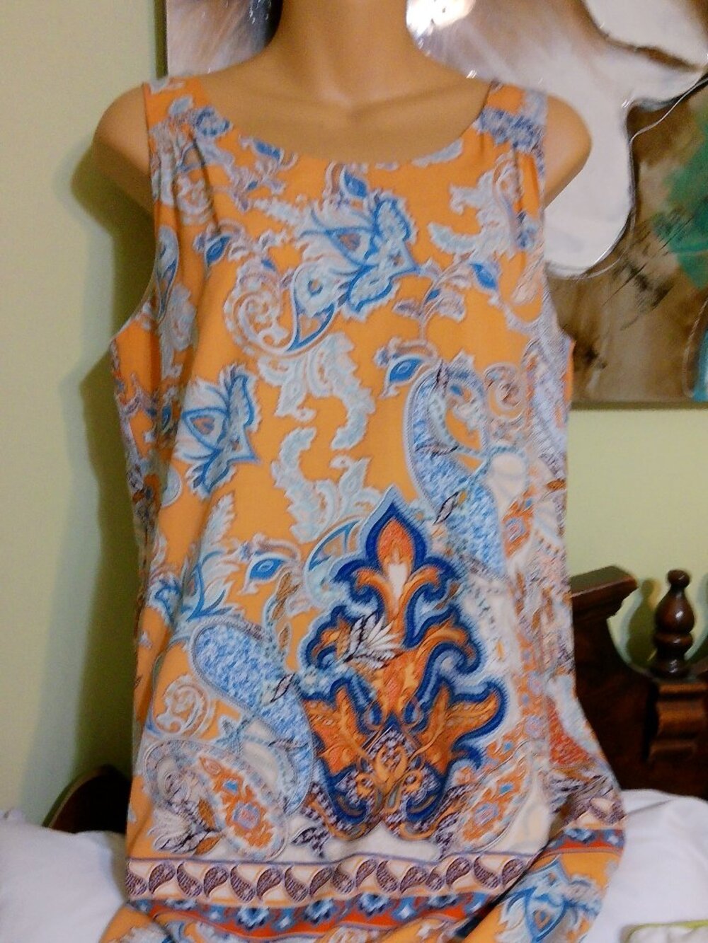 LILA ROSE SIZE 8 DRESS GOOD CONDITION